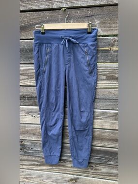 Athleta Trekkie Jogger Slate Blue Drawstring Zip Pockets Water Resistant Stretch